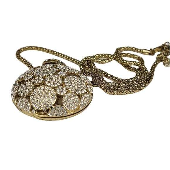 Large Round Crystal Pendant Necklace - Picture 9 of 13